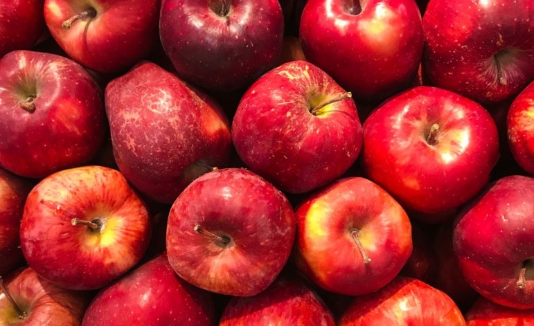 Boletín número 303: Inicio de procedimiento administrativo de investigación antidumping sobre las importaciones de manzanas originarias de los Estados Unidos de América.