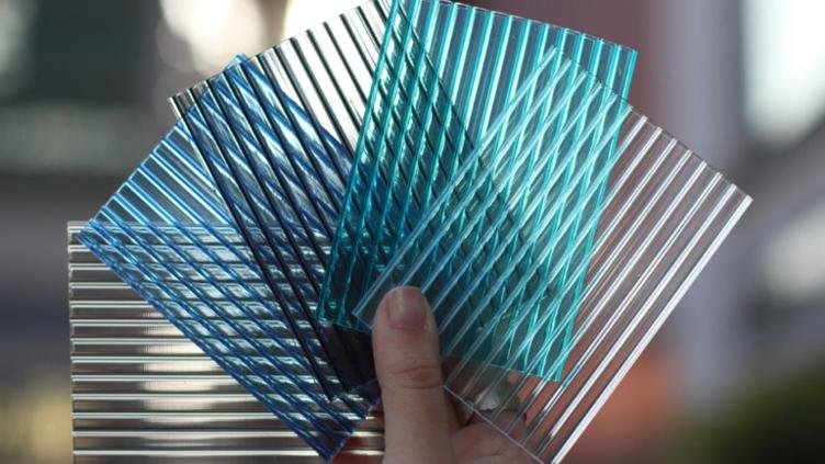 Boletín número 301: inicio del procedimiento administrativo de investigación antidumping sobre las importaciones de láminas de policarbonato originarias de China.